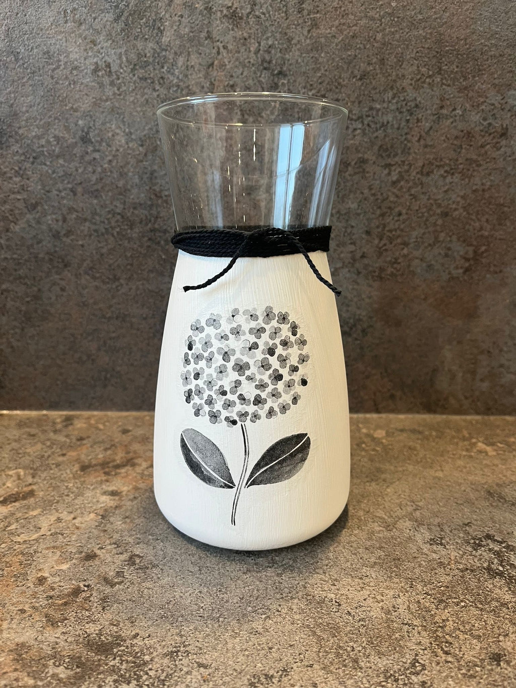 Black Flower Vase